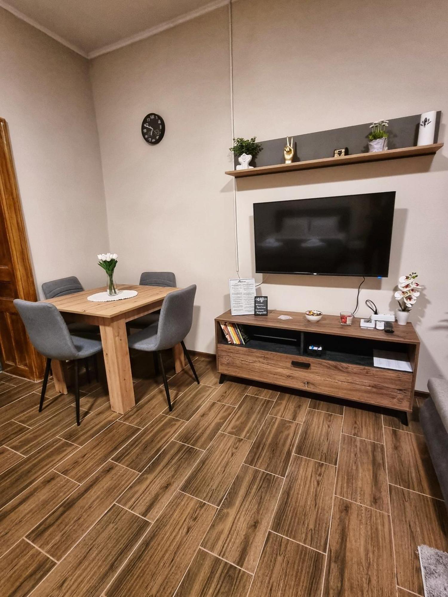 Dorce Apartmani Horgos Eksteriør bilde