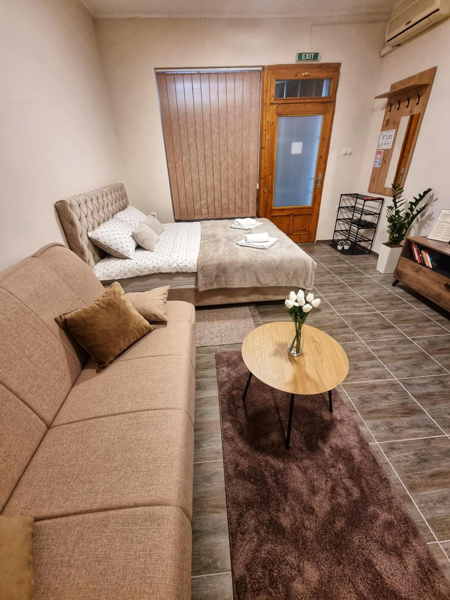 Dorce Apartmani Horgos Eksteriør bilde